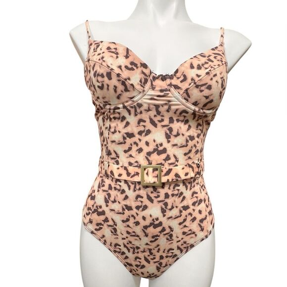 WeWoreWhat Danielle Leopard Print Swimsuit one Piece New Size XS - Picture 1 of 11